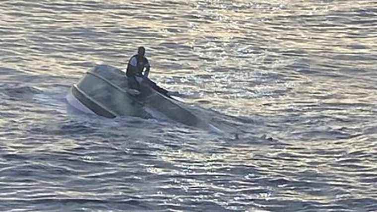 39 people missing after boat capsizes off Florida