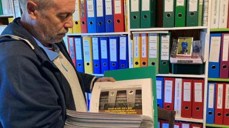 A Périgord fan of Saint-Etienne has more than 30,000 postcards of football stadiums