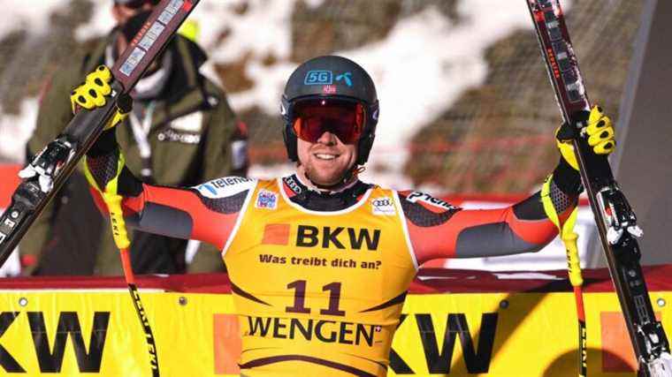 Aleksander Aamodt Kilde in the lead ahead of the Swiss Marco Odermatt and Beat Feuz, follow the descent of Wengen