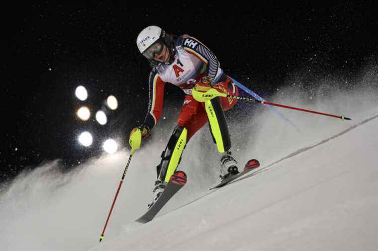 Alpine skiing |  Laurence St-Germain: at the Olympic Games through the front door