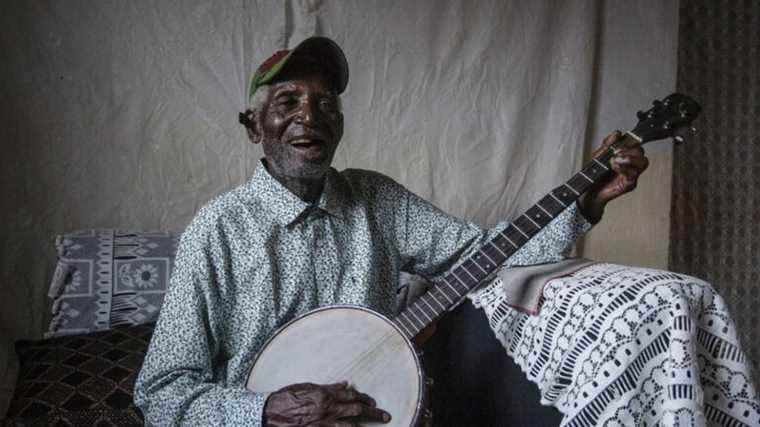 At 92, Giddes Chalamanda, a song legend, ignites TikTok