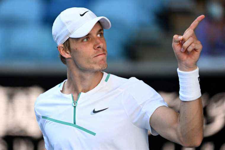 Australian Open |  Shapovalov advances to the third round