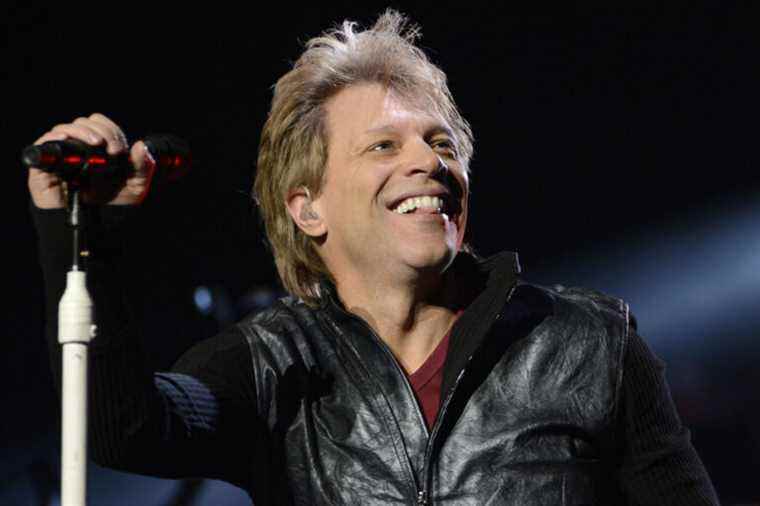 Bon Jovi goes on tour