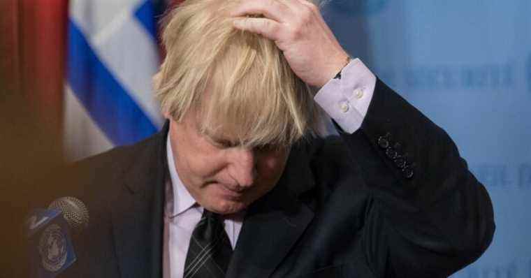 Boris Johnson disheveled hair and platinum blond: his crazy look deciphered