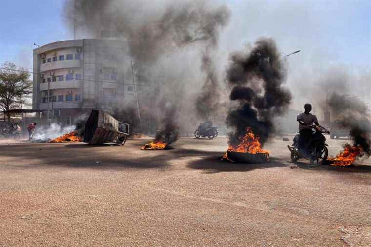 Burkina Faso |  Shots were reportedly heard near the president’s residence