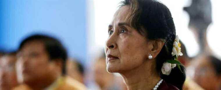 Burma: Aung San Suu Kyi indicted for “pressure on the electoral commission”