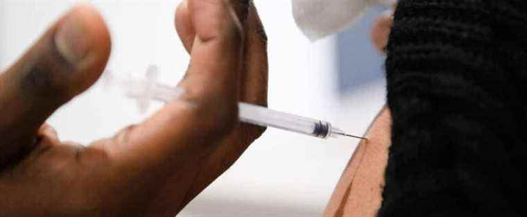 COVID-19: Poor countries refuse 100 million doses of vaccine near expiry date