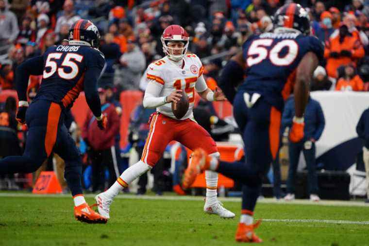 Chiefs beat Broncos 28-24