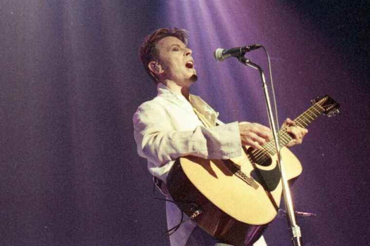 David Bowie’s catalog sold to Warner Music