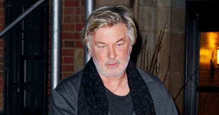 Deadly Rust movie set: Alec Baldwin still hasn’t given up his phone … his fuzzy defense