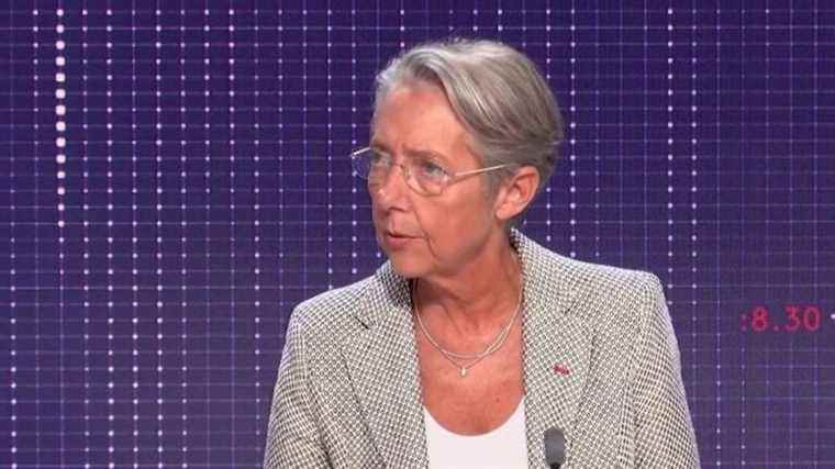 Debates on the vaccine pass, the rules of teleworking and their control … Elisabeth Borne’s 8:30 am franceinfo