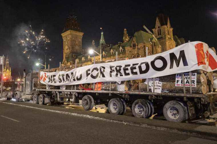 Demonstration in Ottawa |  The police negotiate the departure of the demonstrators