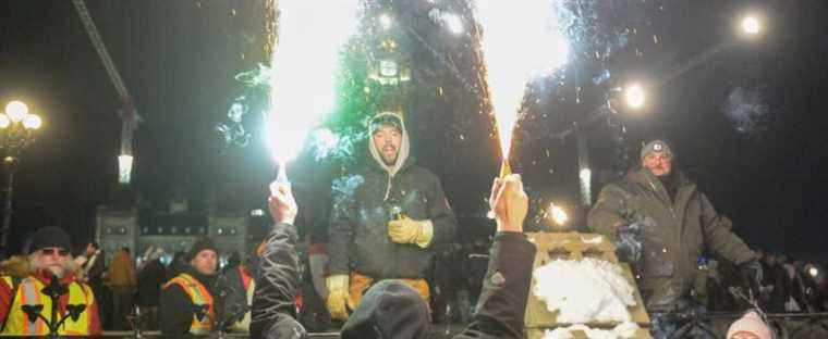 [EN IMAGES] Ottawa: the demonstration turns into an open-air party