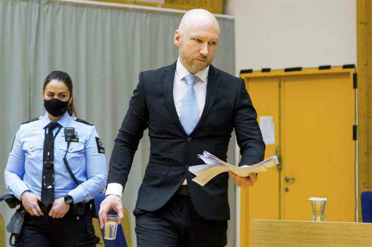 Early Release Hearings |  Assassin Breivik is still dangerous, says his psychiatrist