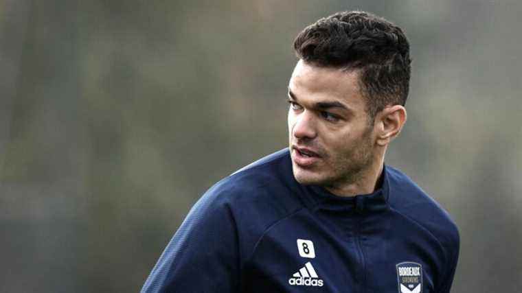 Hatem Ben Arfa signs with Lille for six months