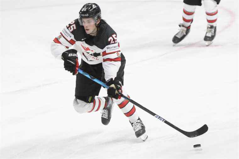 Hockey |  Owen Power and Mason McTavish on the Canadian team