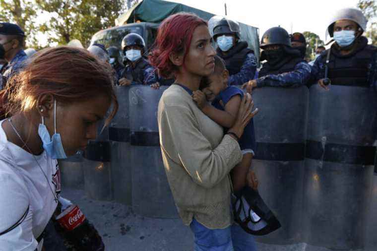 Honduras |  A caravan of migrants organizes to leave for the United States