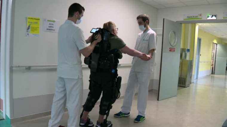 In Haute-Saône, an exoskeleton helps people with disabilities to walk again