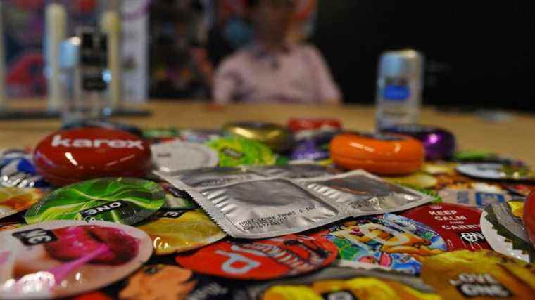 In Malaysia, condom production collapses due to Covid-19