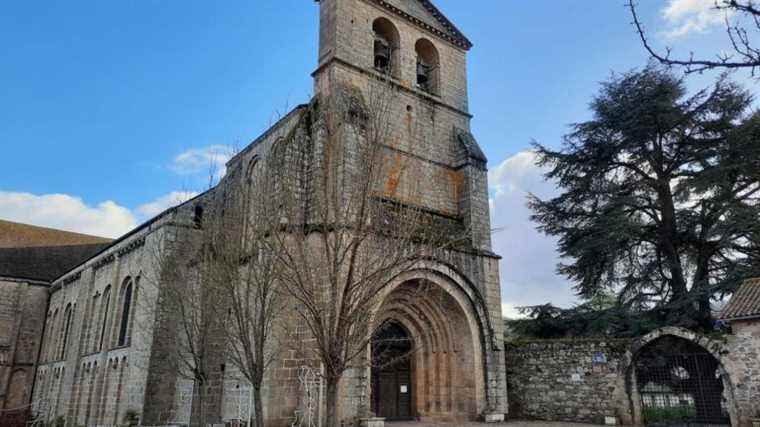 In Solignac, “we look at each other a bit like faience dogs” since the arrival of Benedictine monks in the village