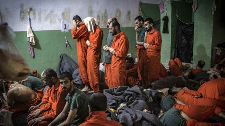 the terrorist organization Islamic State attacks a prison, jihadists escape