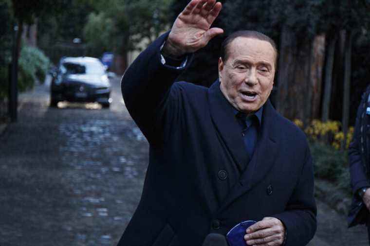 Italian Presidency |  Silvio Berlusconi renounces to present himself