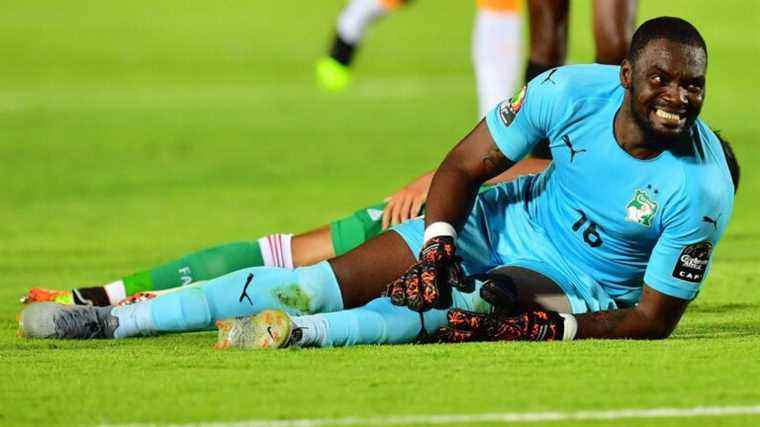 Ivory Coast loses its goalkeeper Sylvain Gbohouo, suspended for doping