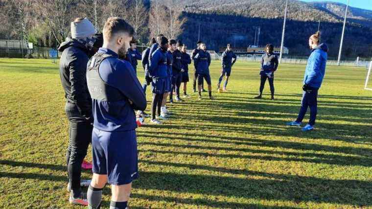 Jura Sud players await AS St-Etienne firmly