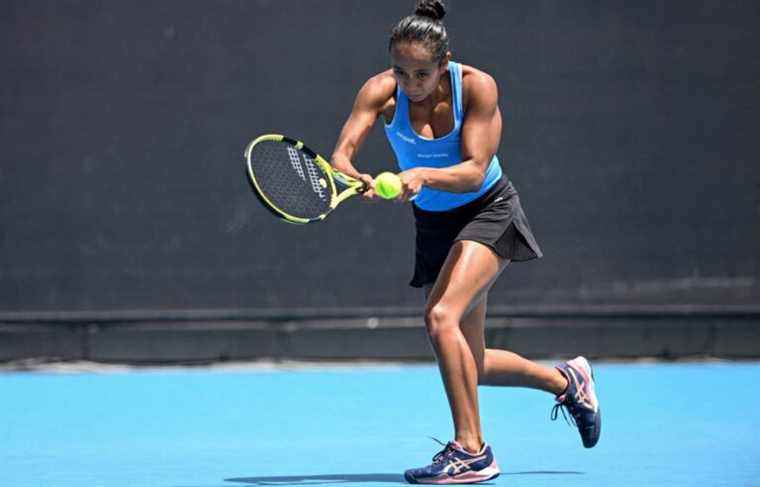 Leylah Fernandez loses first round at Australian Open