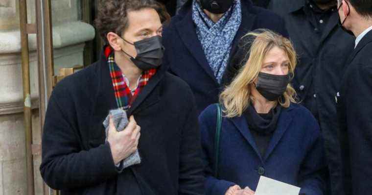 Mélanie Thierry films Raphaël after the funeral of Gaspard Ulliel, sequence strong in emotion