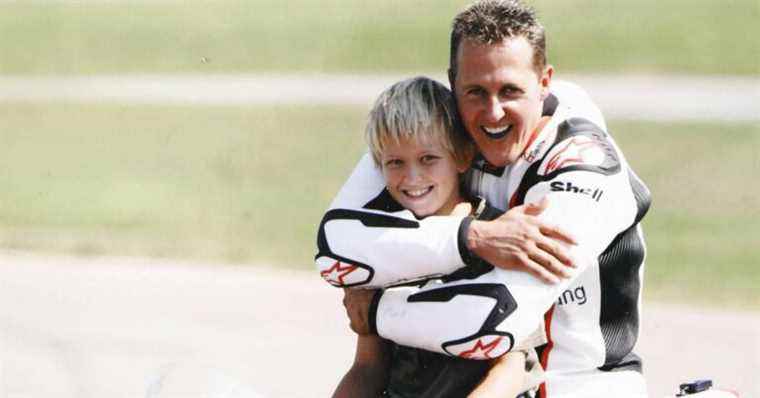 Michael Schumacher turns 53: touching son Mick with family photo