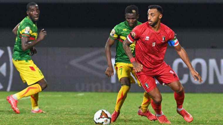 Mohamed Camara misses the mark for the Eagles, still 0-0… Follow the round of 16 of CAN 2022