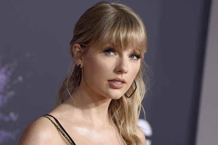 New York |  Man arrested after crashing his car into Taylor Swift’s building