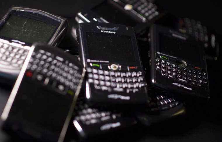 Old BlackBerrys will stop working