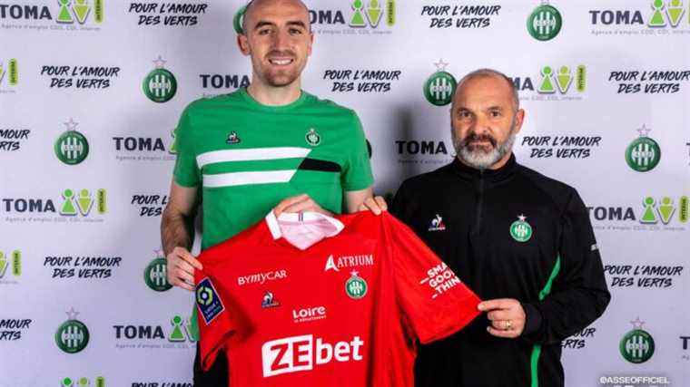 Paul Bernardoni and Sada Thioub join AS Saint-Etienne on loan