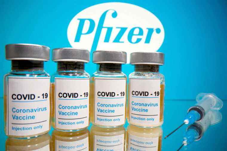 Pfizer-BioNTech launches clinical trial of vaccine against Omicron