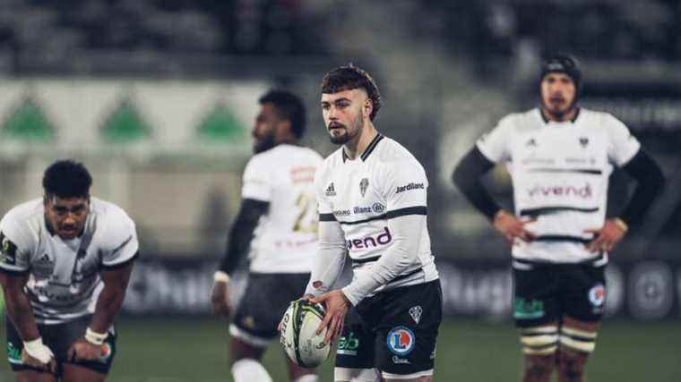 Portrait of Tanguy Lacoste, the CAB hopeful opener called up for the France under-20 team