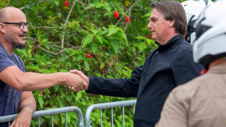 President Jair Bolsonaro urgently hospitalized for probable intestinal obstruction