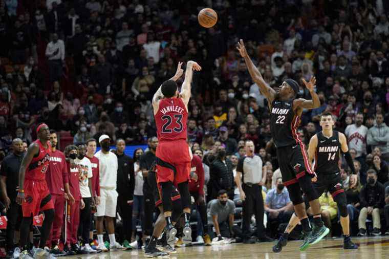 Raptors beat Heat in third overtime