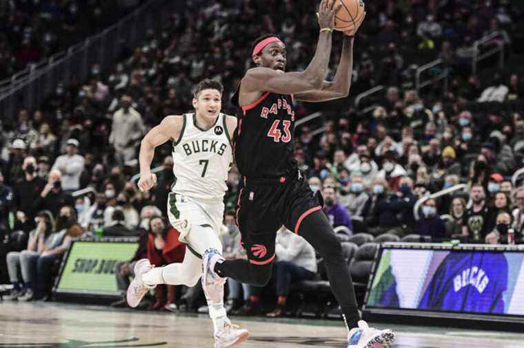 Raptors narrowly win against Bucks