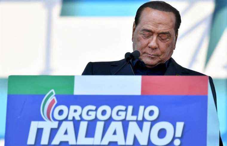 Silvio Berlusconi withdraws from the presidential election