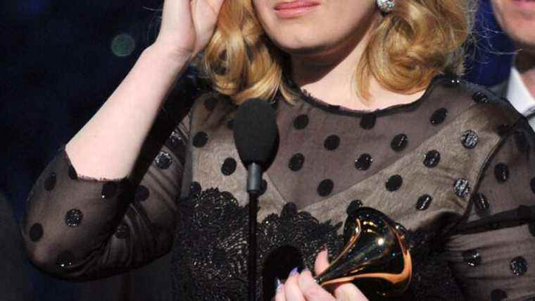 Singer Adele tearfully announces the postponement of her series of concerts in Las Vegas, rolled by the Covid