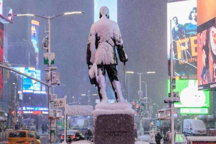 Snowstorm Hits Northeastern United States