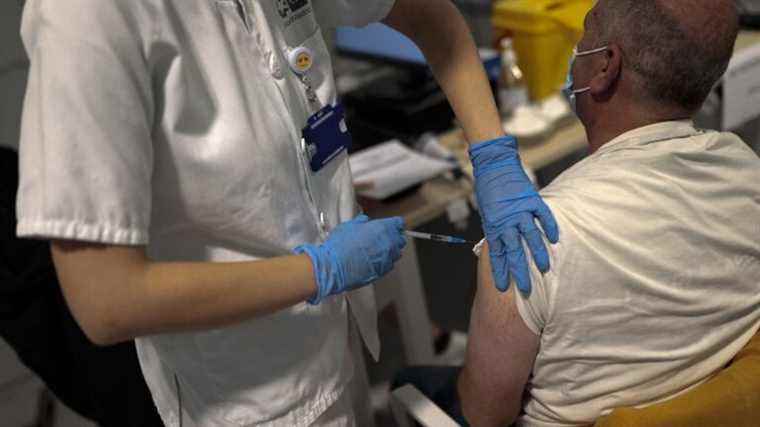 Spain authorizes a fourth dose of vaccine for very vulnerable people