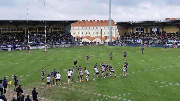 The SA XV rugby players receive this Sunday afternoon the leader of National, Massy