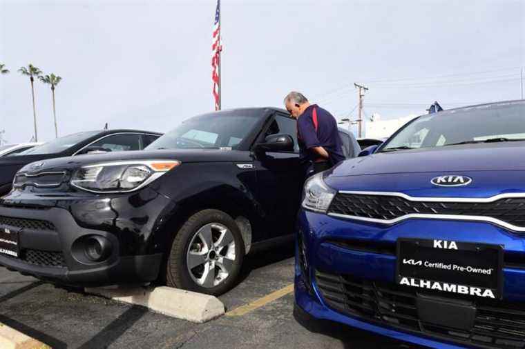 United States |  Inflation, the jackpot for used car dealers