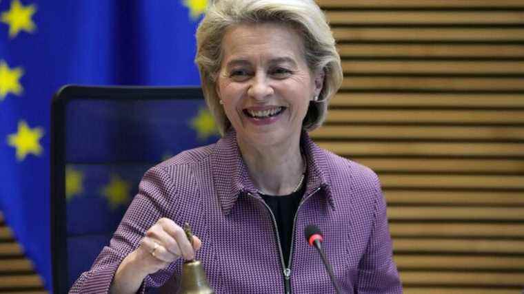 Ursula Von Der Leyen, “very excited” by the European flag under the Arc de Triomphe, says she is “impressed by the ambition of the French presidency” of the EU