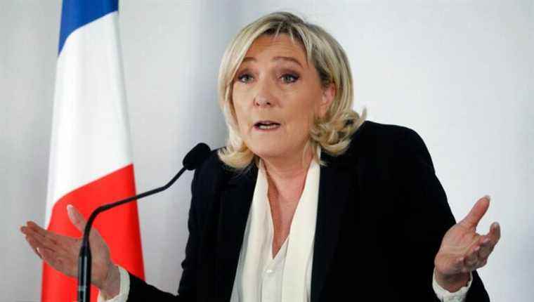 Zemmour, Le Pen, it moves politics!