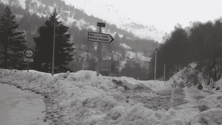 an avalanche warning after heavy snowfall