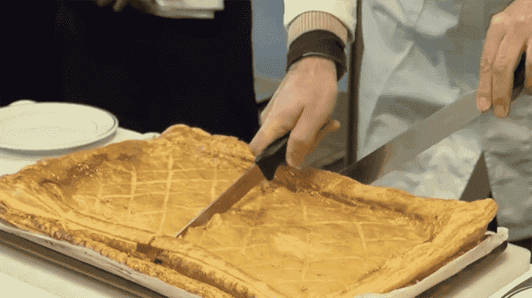 apprentice bakers in search of the record for the largest galette des rois in the world